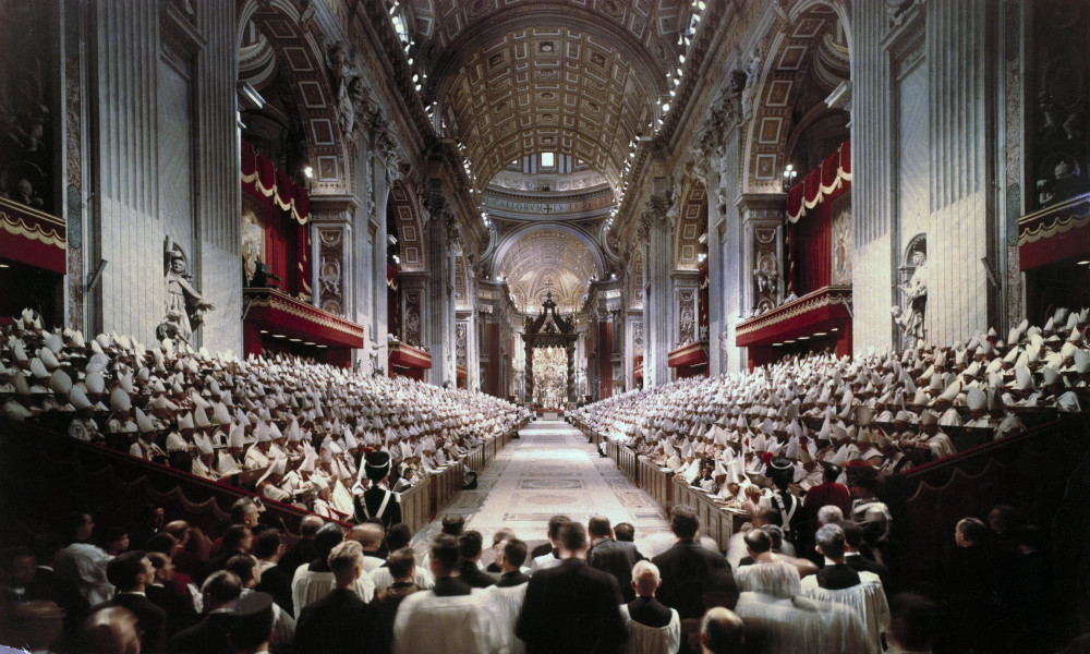 POPE JOHN XXIII LEADS OPENING SESSION OF SECOND VATICAN COUNCIL