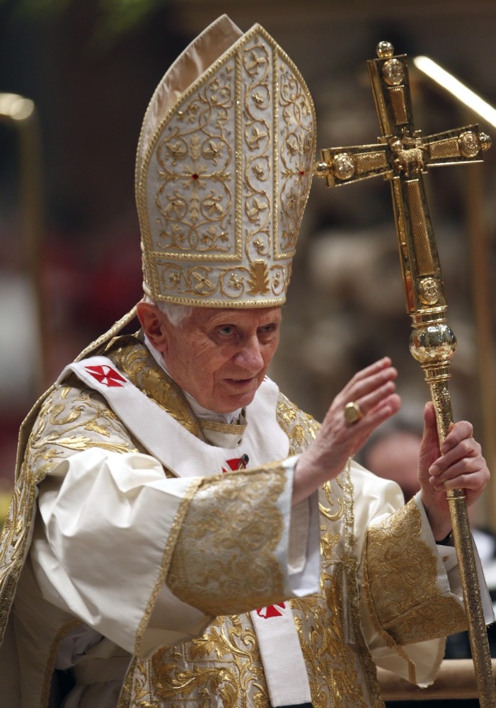 Romano Pontífice Benedicto XVI